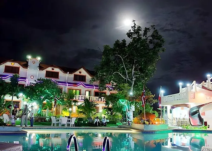 Cordova Village Hotel