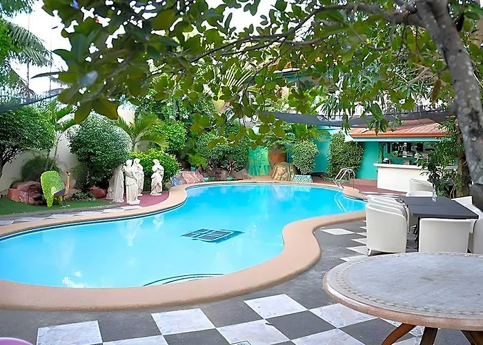 Hotel Cordova Village 3*