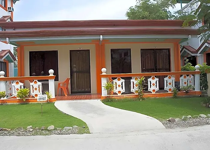 Cordova Village Hotel